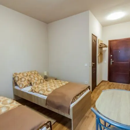 Barathegyi Panzio Es Elmenypark 3*