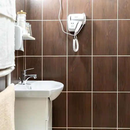 B&B Barathegyi Panzio Es Elmenypark 3*